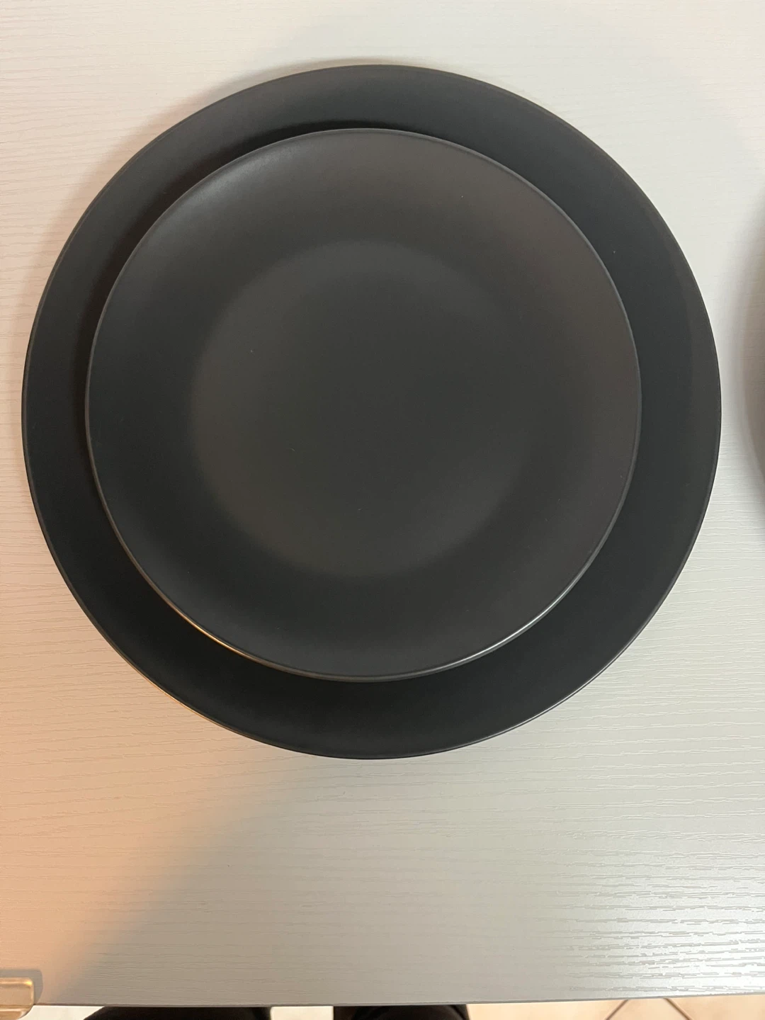 IKEA Black Dinnerware Set of 22 plates - photo 2