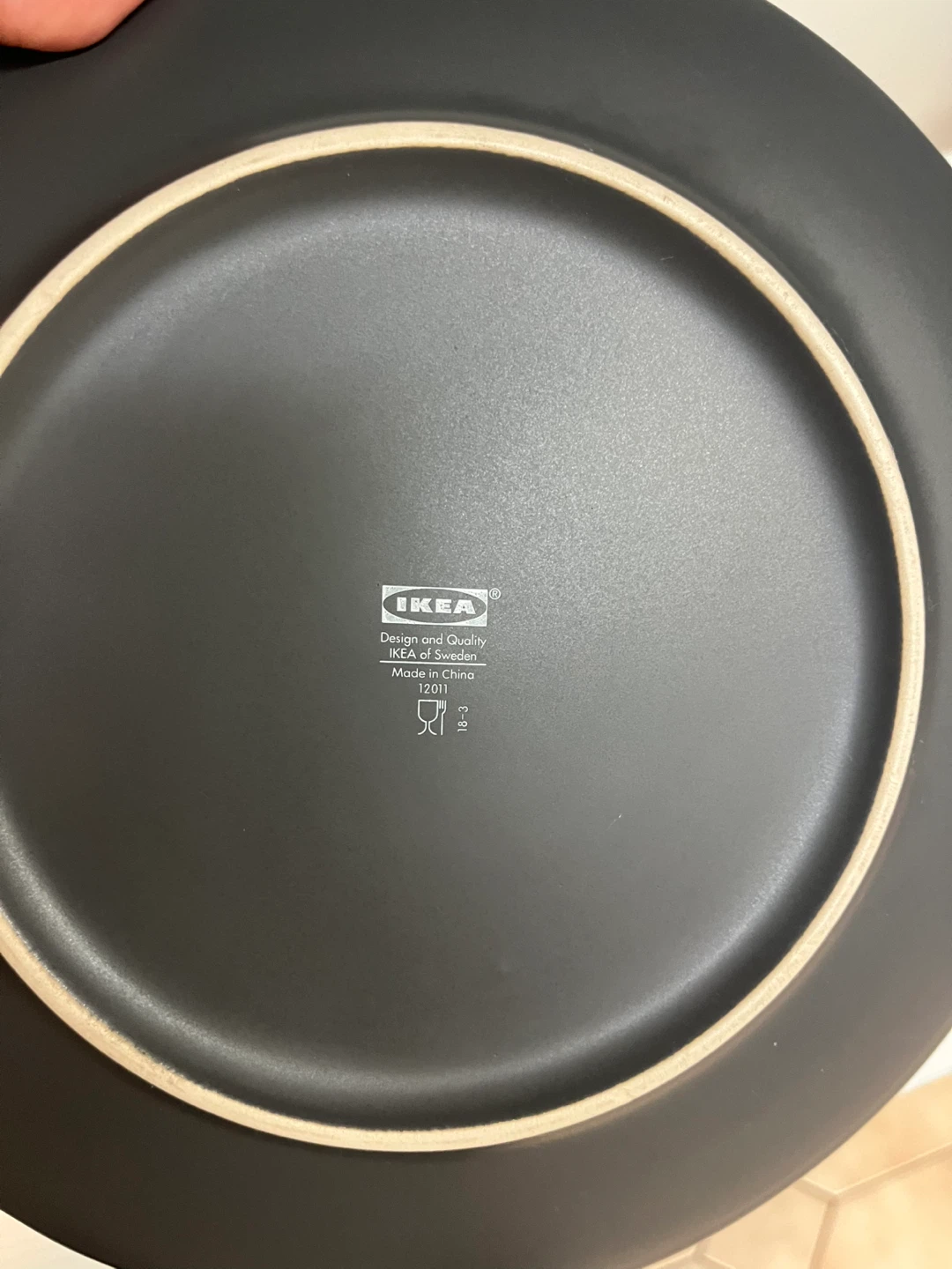 IKEA Black Dinnerware Set of 22 plates - photo 4
