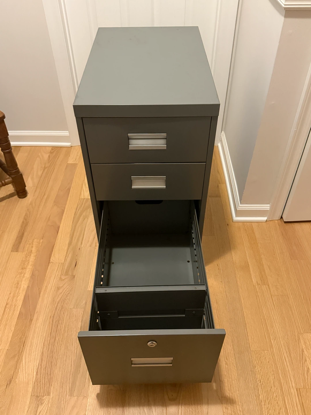 Gray 3-Drawer Metal Filing Cabinet - photo 4