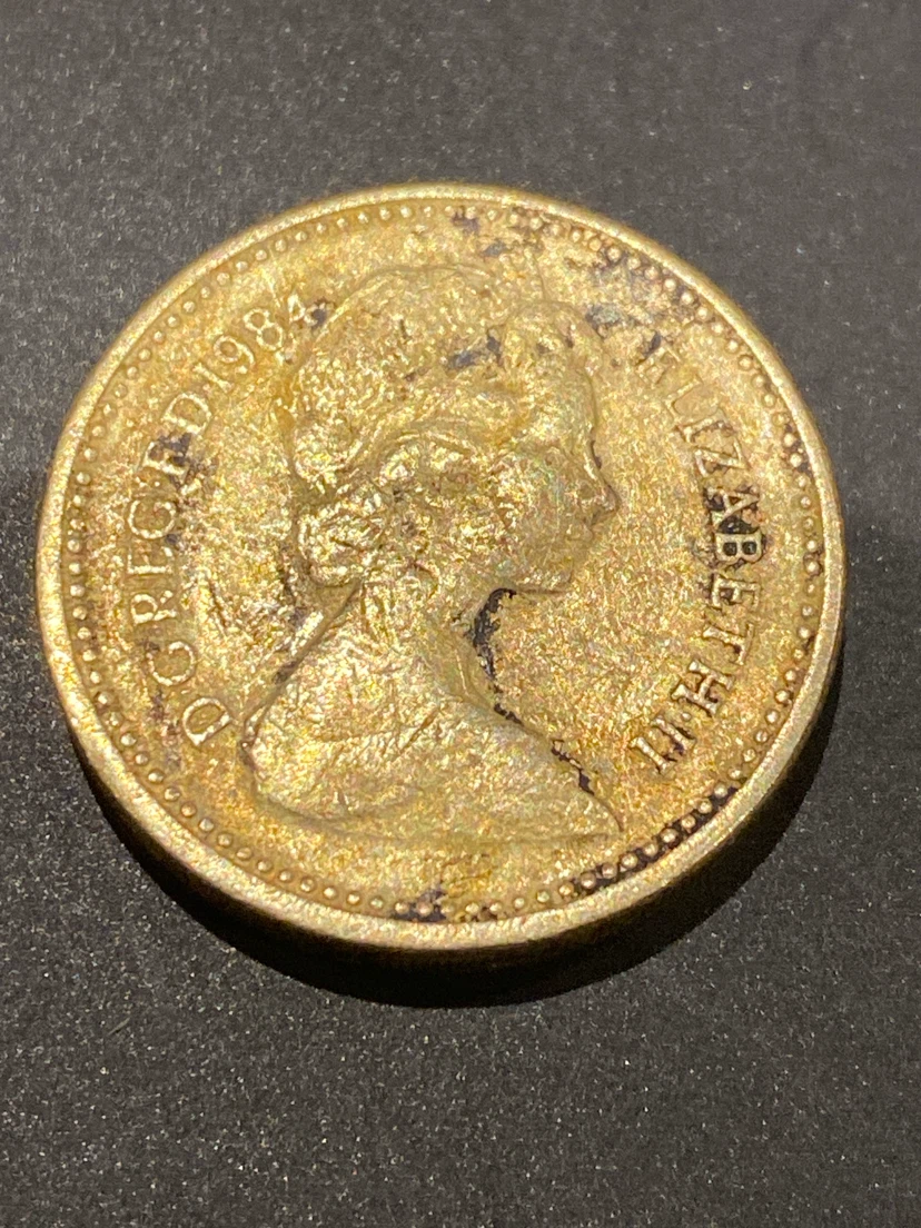 1984 One Pound Coin - photo 2