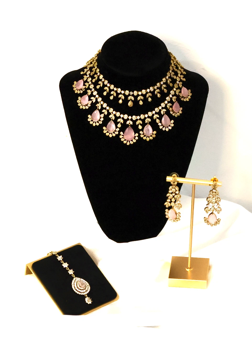 SEMI BRIDAL SET- BRAND NEW!!!