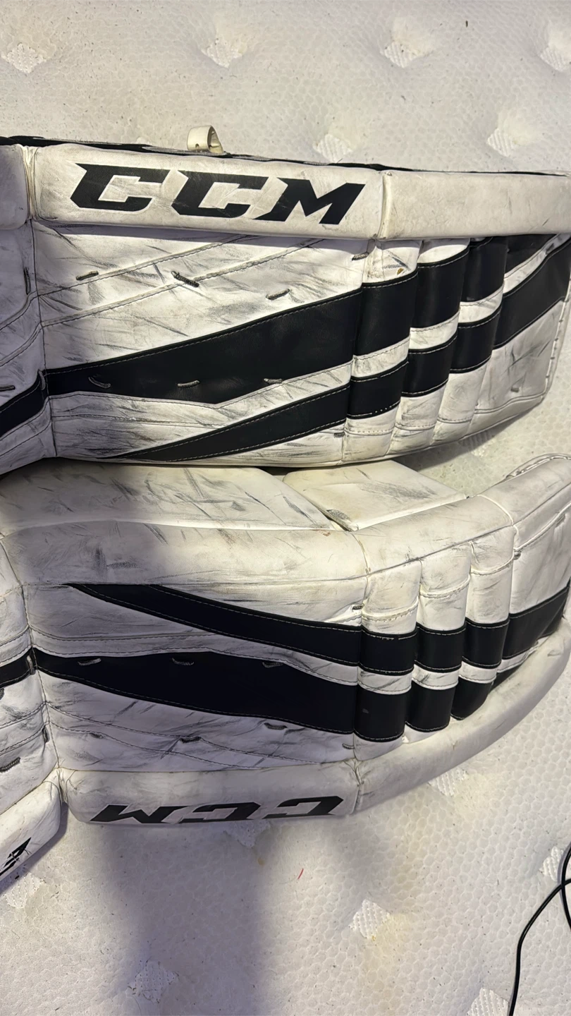 CCM Goalie Leg Pads