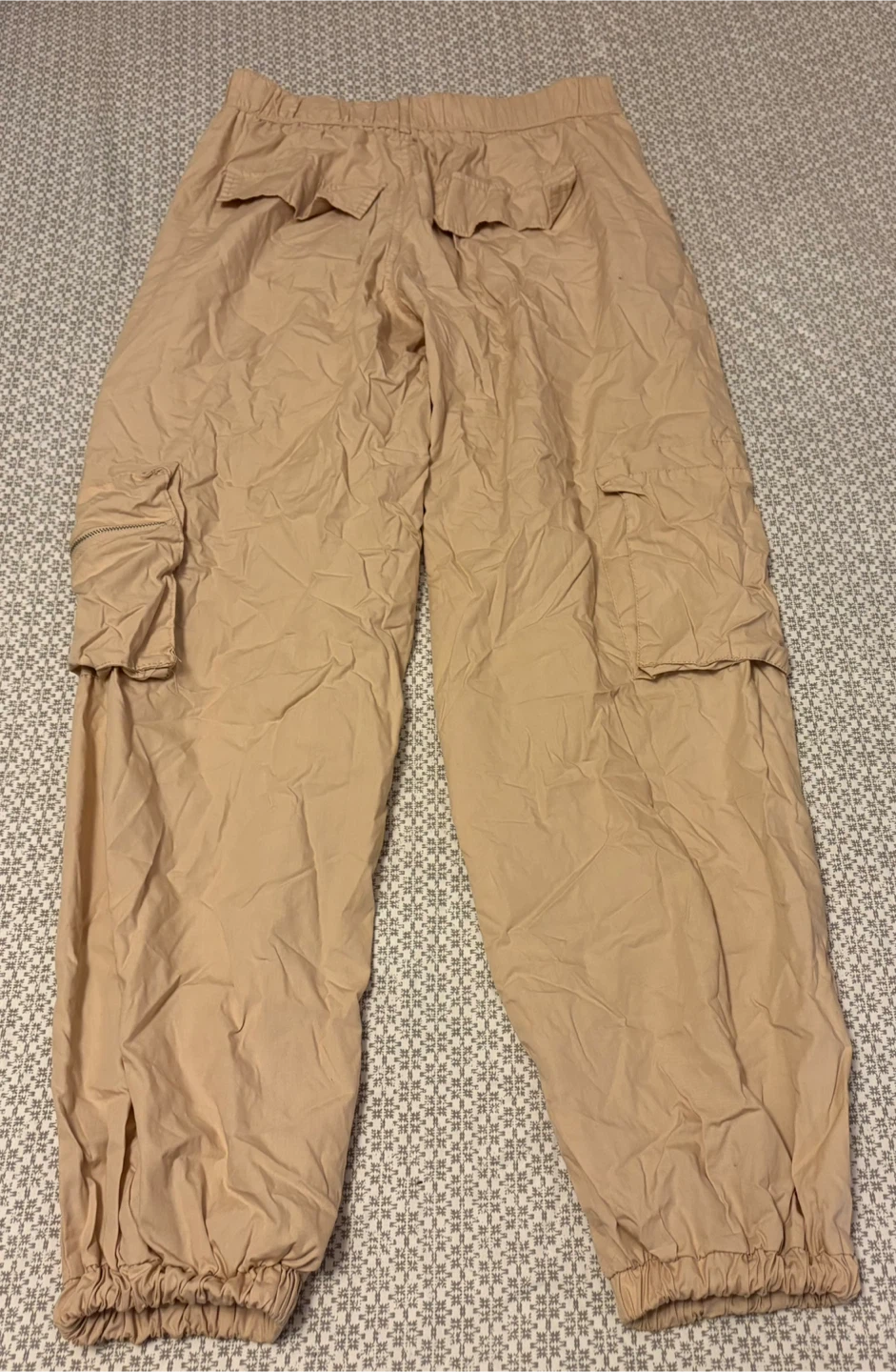 ✨✨Ardene Beige Cargo Pants Size S - photo 3