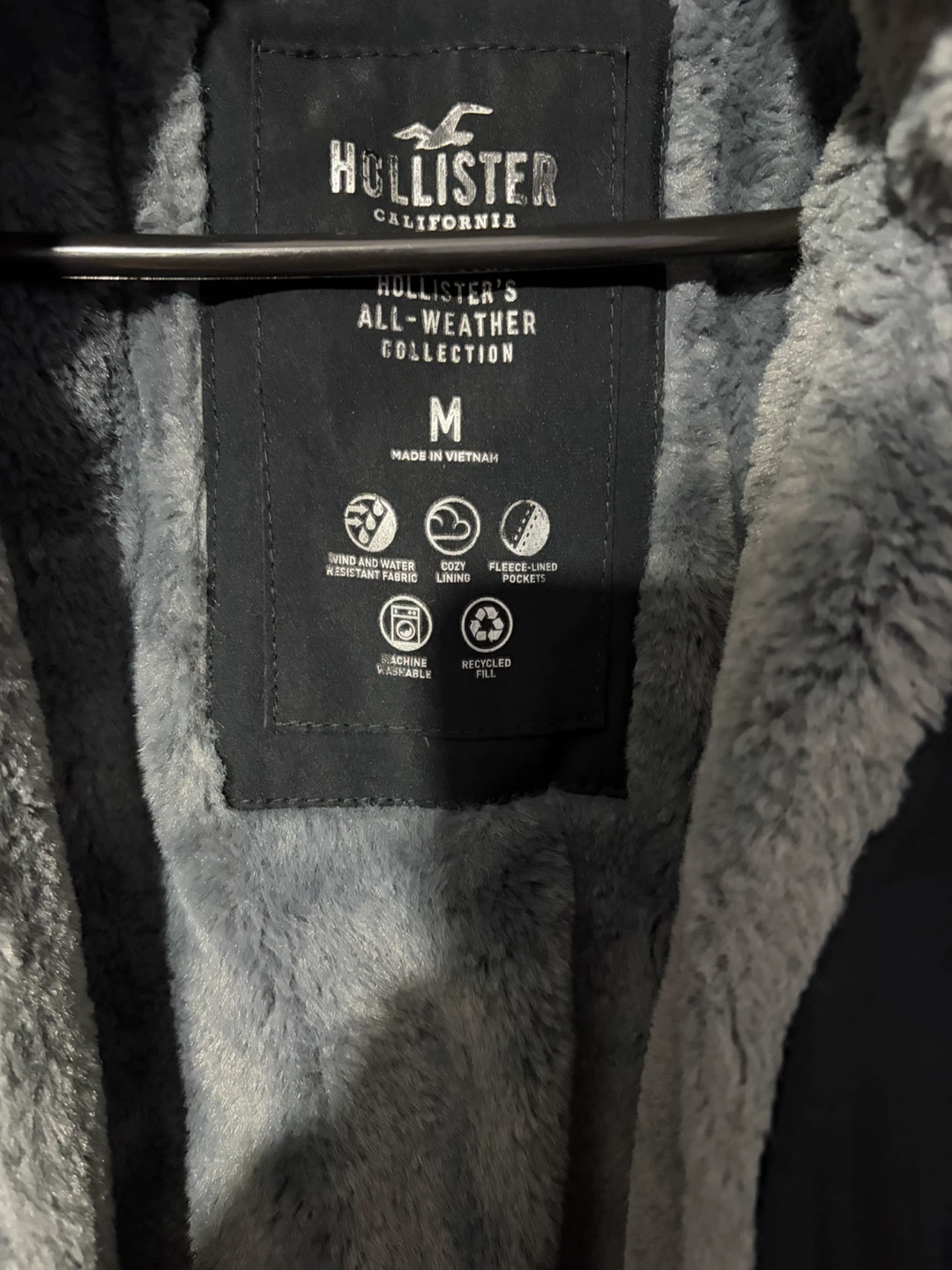 Hollister Men’s Winter Jacket / Parka  – Almost New - photo 3