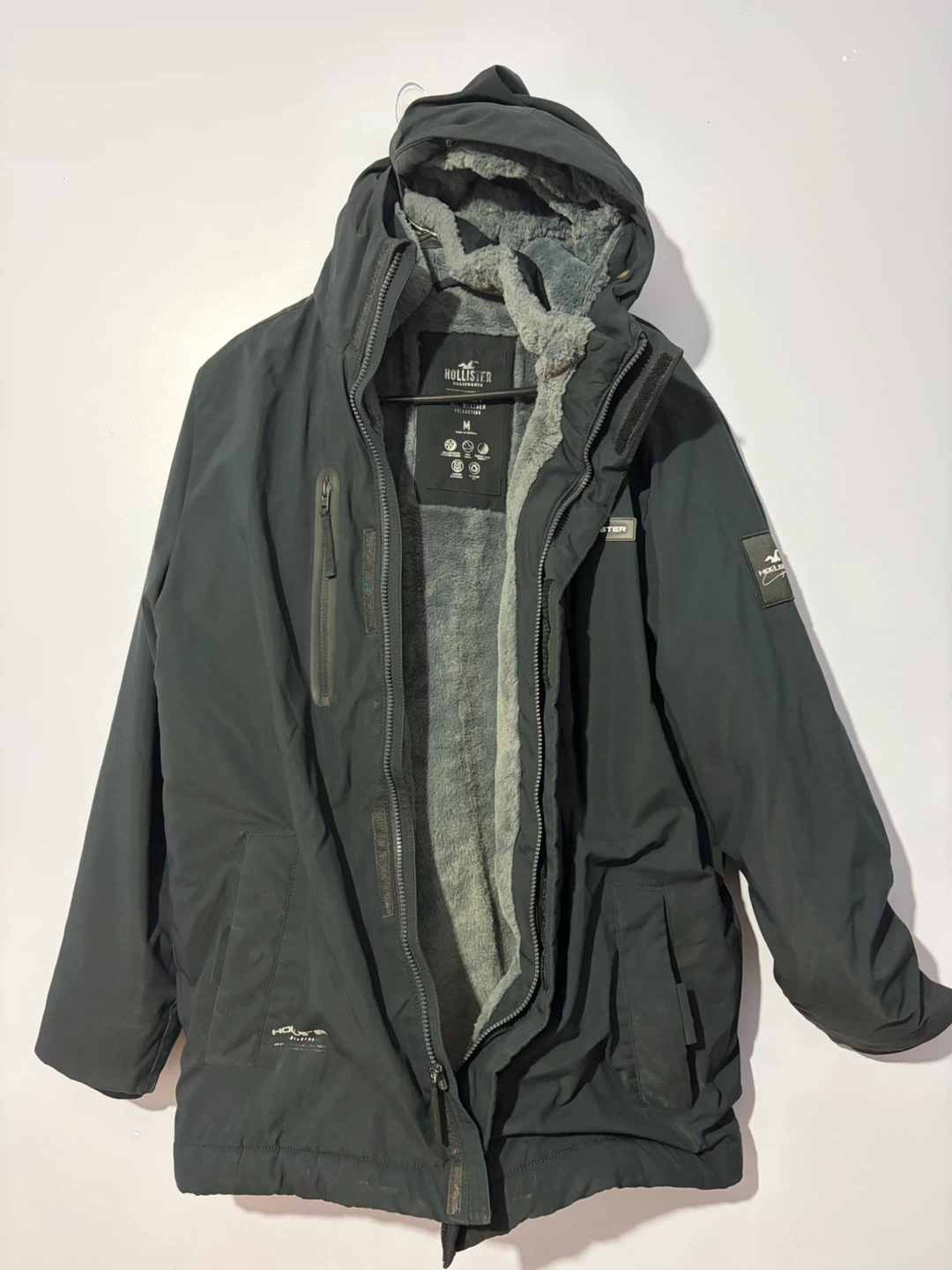 Hollister Men’s Winter Jacket / Parka  – Almost New - photo 5