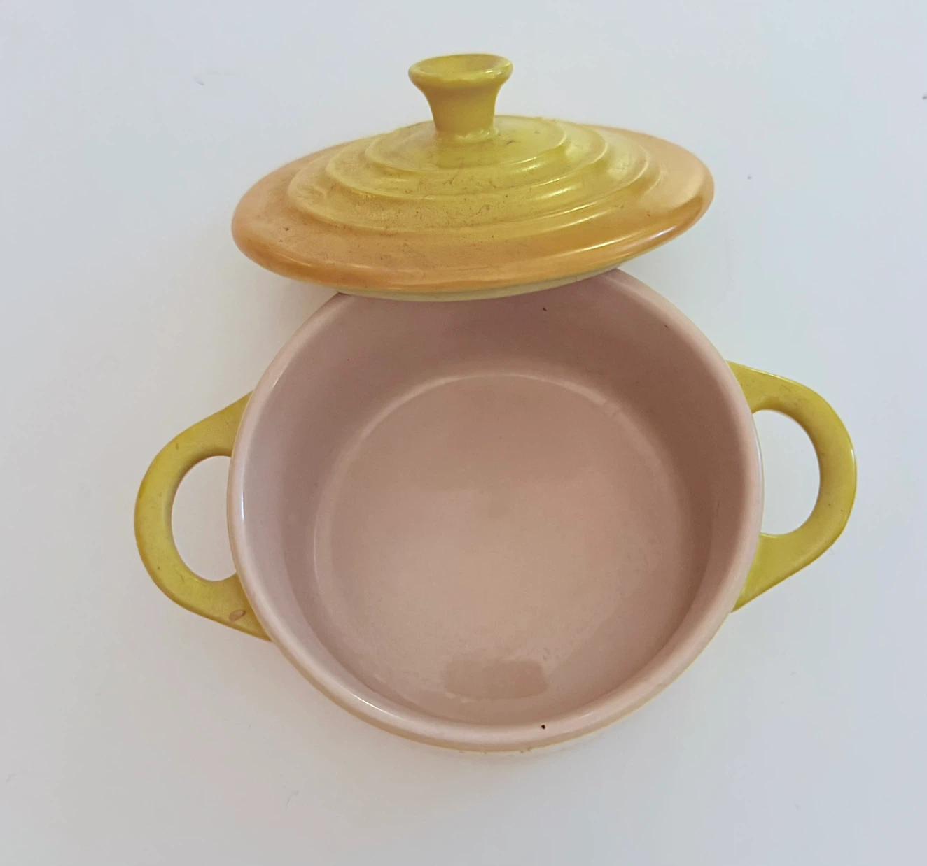 Le Creuset Mini 8oz Dutch Oven - photo 2