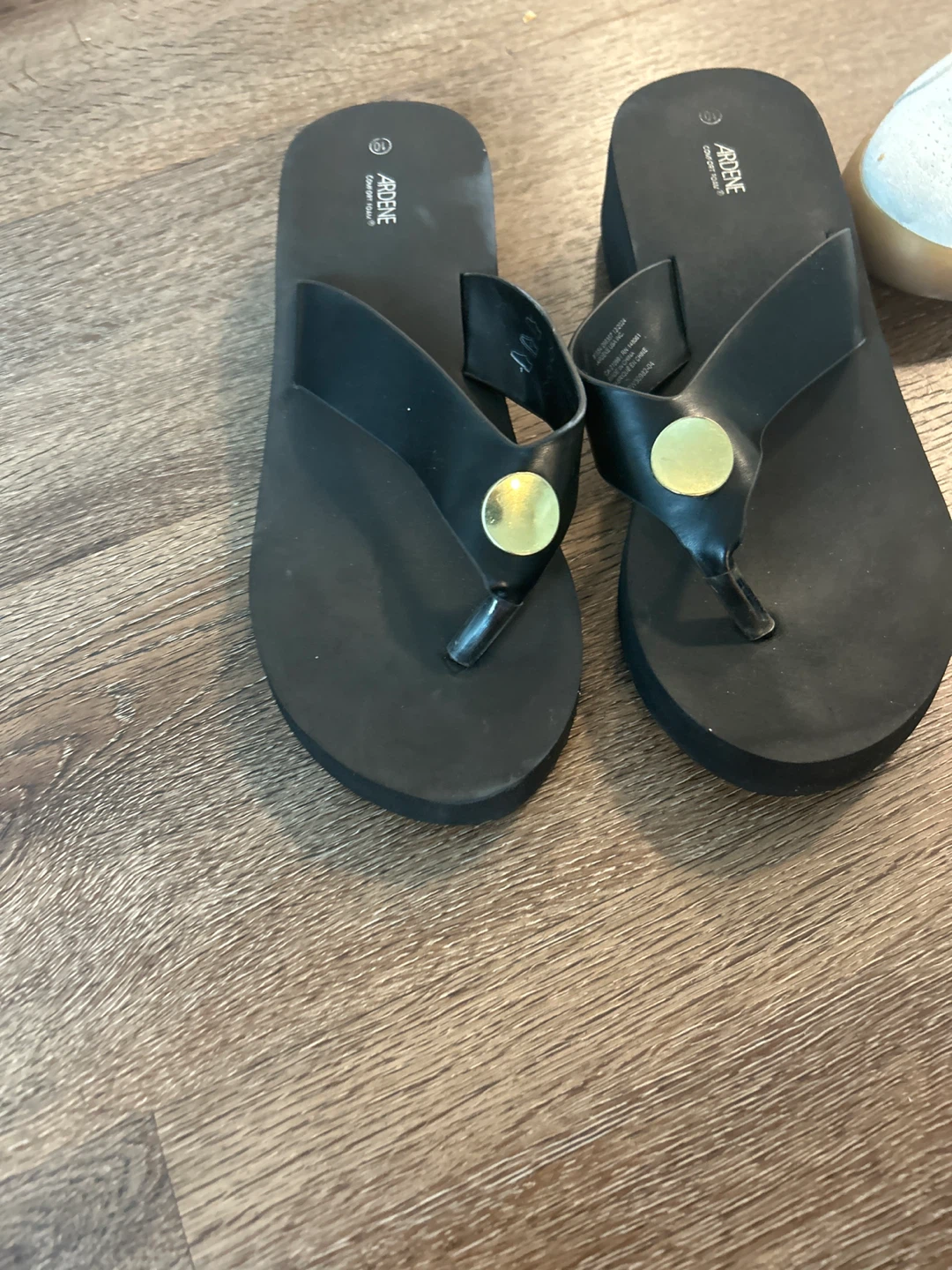 Ardene Black Flip Flops Size 10