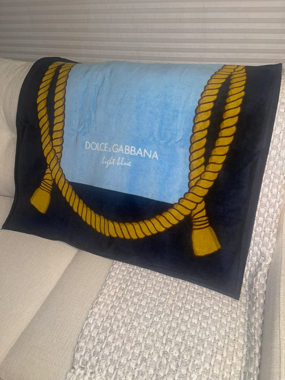Promotional Dolce & Gabbana Light Blue Beach Towel - photo 2