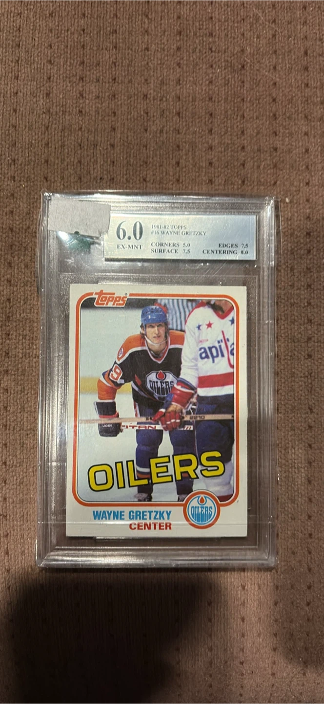 Collector cards - photo 2