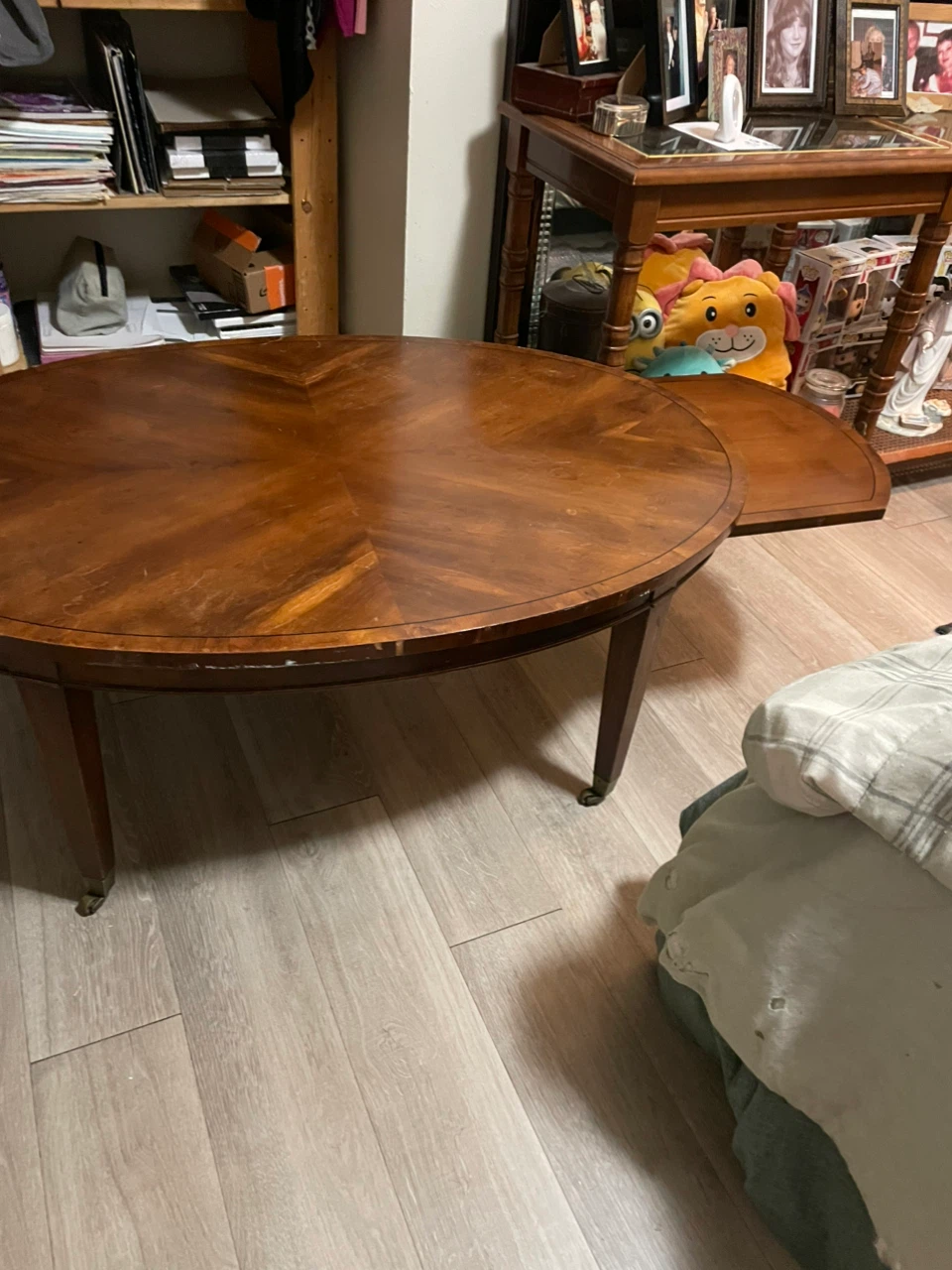 Wooden Oval Coffee Table with Extension Leaf - photo 2