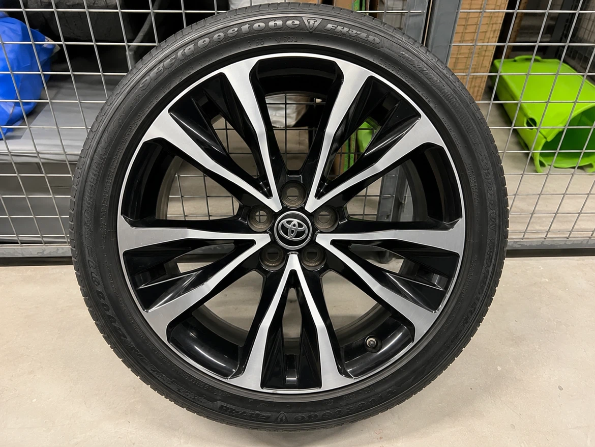 Toyota Alloy Wheels and Tires