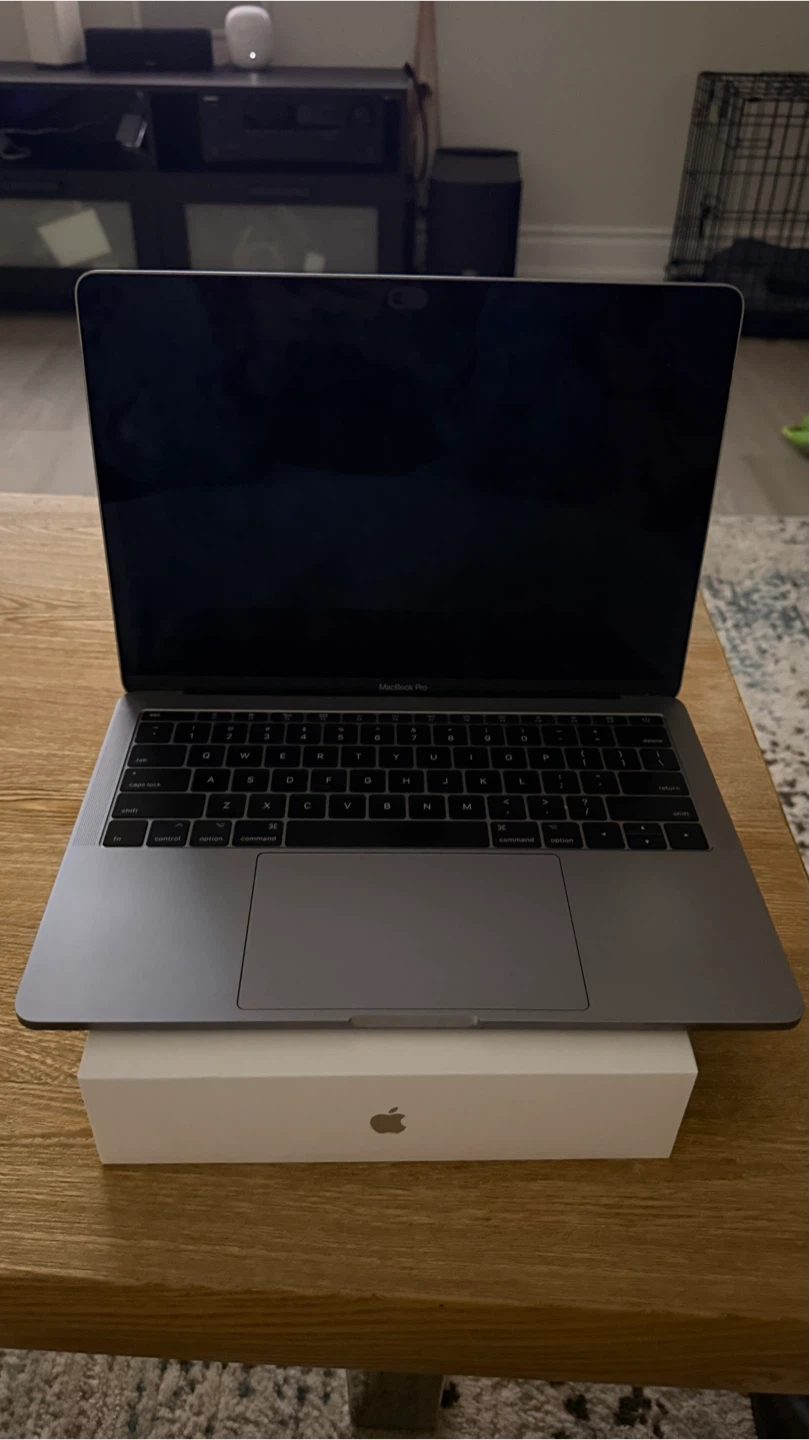 2017 MacBook Pro 13" | 256GB | 8GB RAM | - photo 2