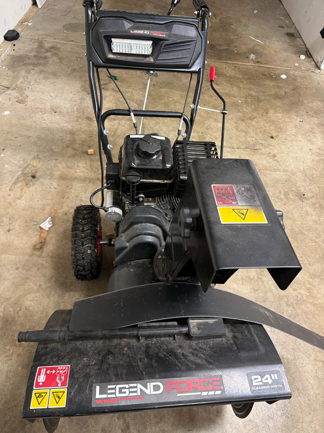 Legend Force 24" Snow Blower - photo 3