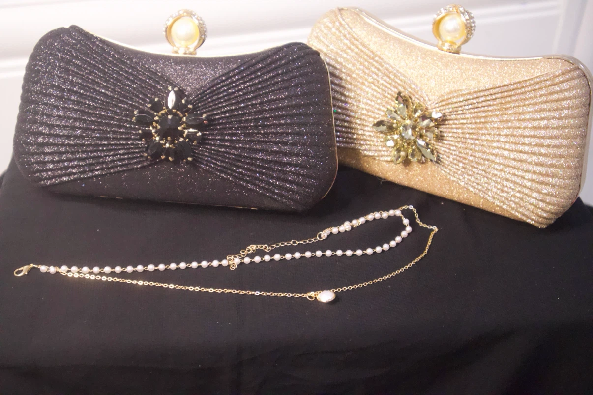 Embellished Clutch Purses - photo 5