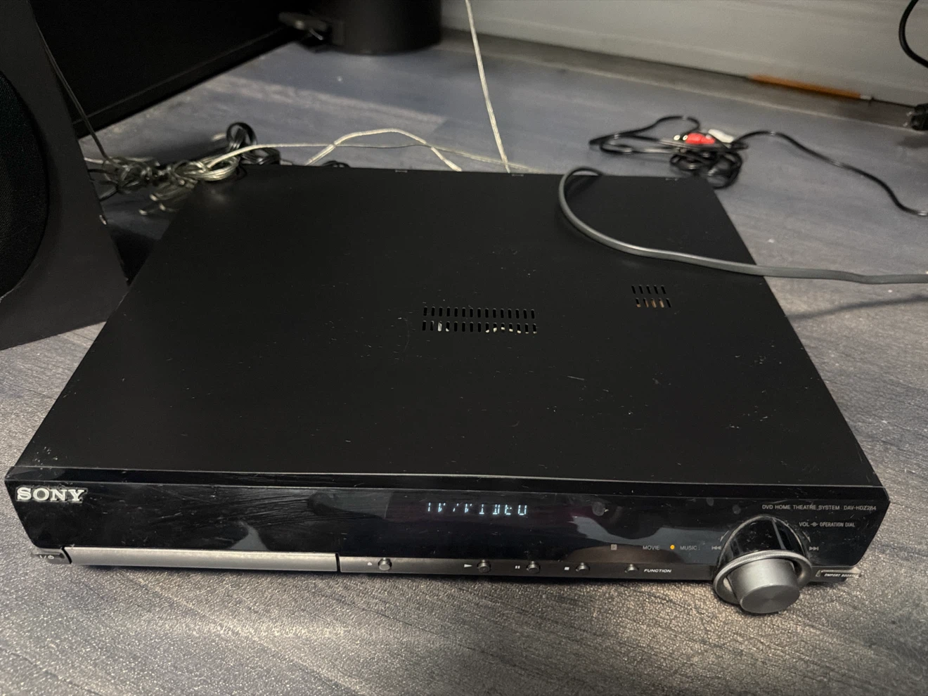 Sony Home Theatre System - photo 3