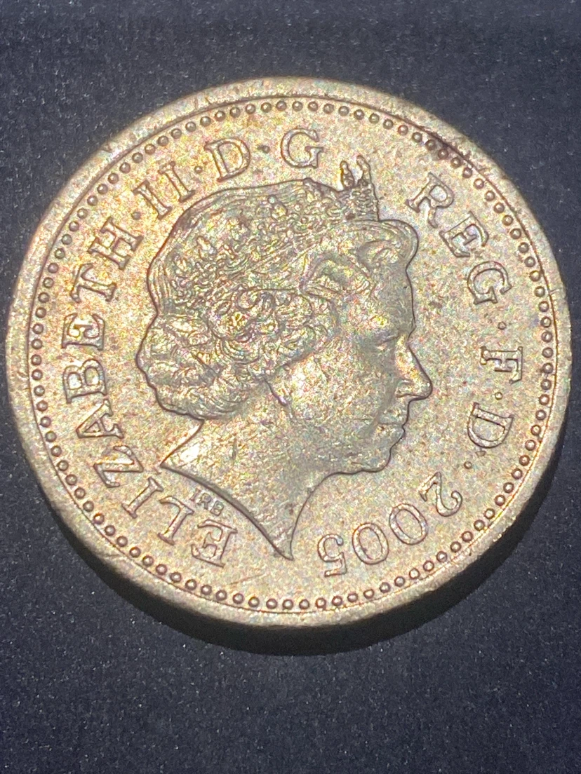 2005 One Pound Coin - photo 2