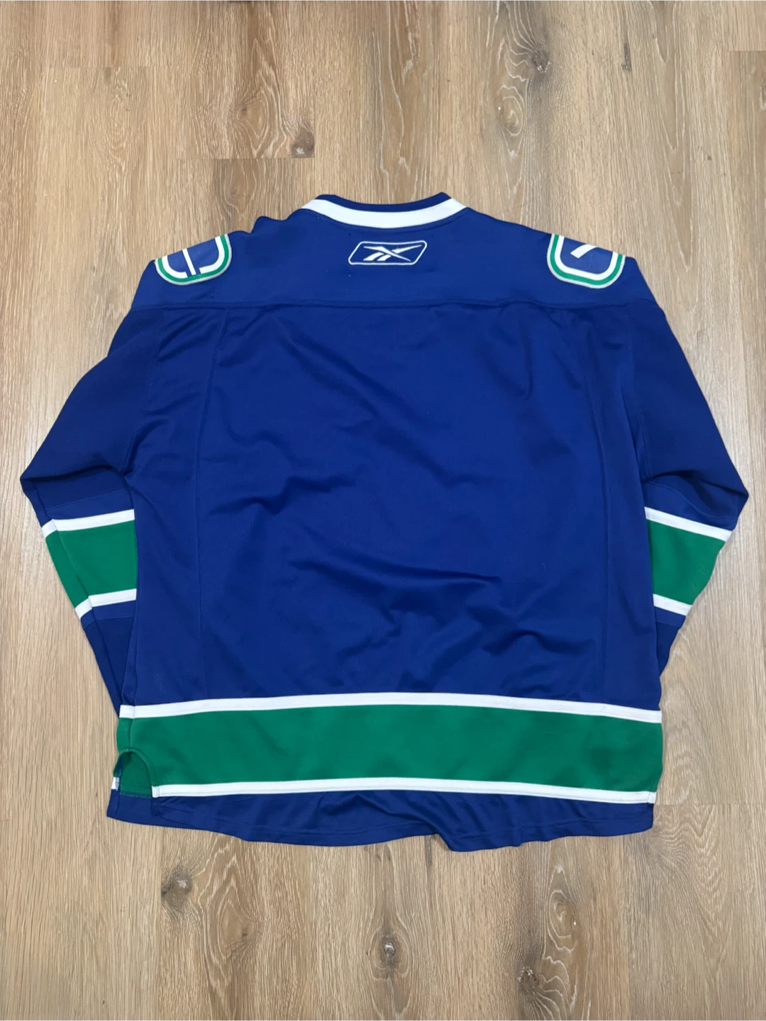 Vancouver Canucks Reebok Orca Jersey Size XL - photo 4
