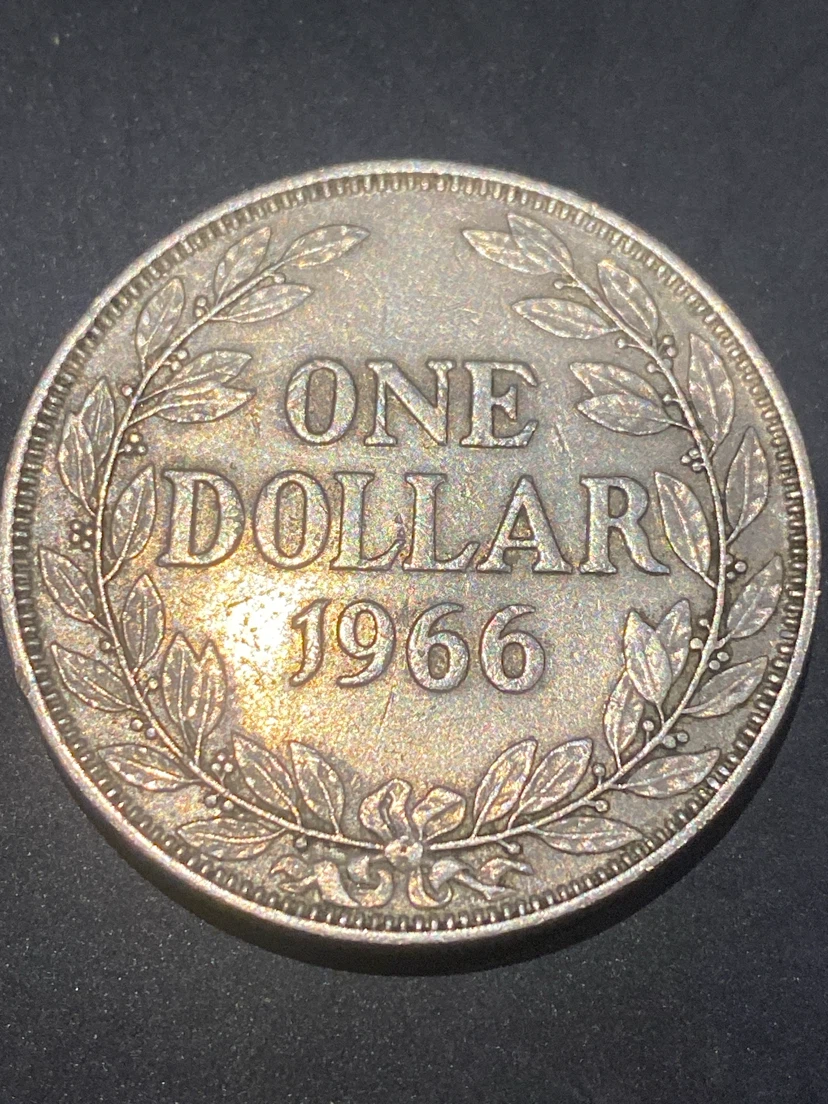 Liberia One Dollar Coin 1966 - photo 2