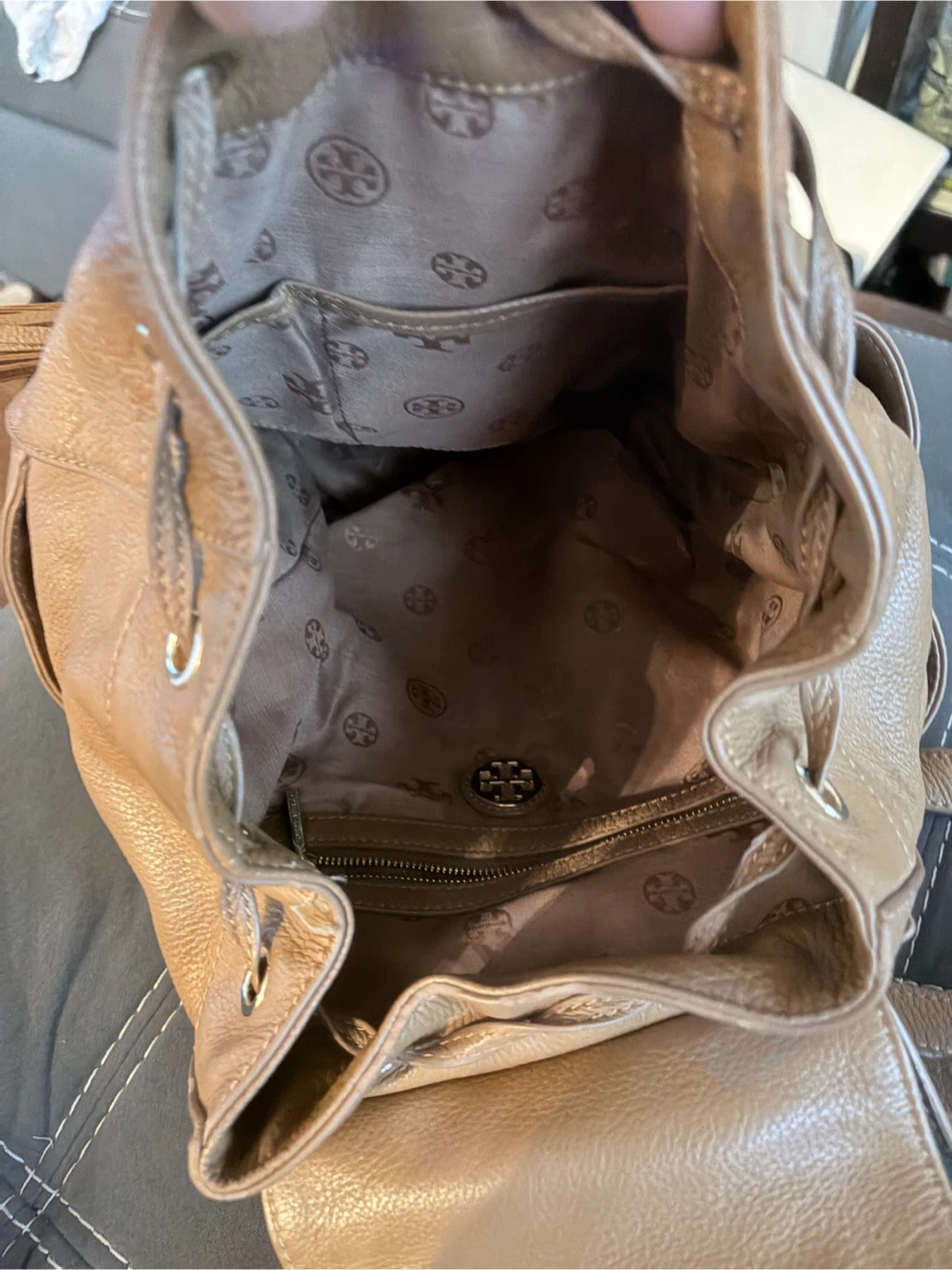 Tory Burch Leather Backpack - photo 4