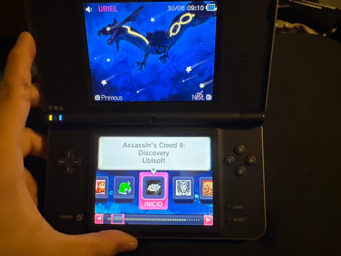 Nintendo DSi XL - photo 3