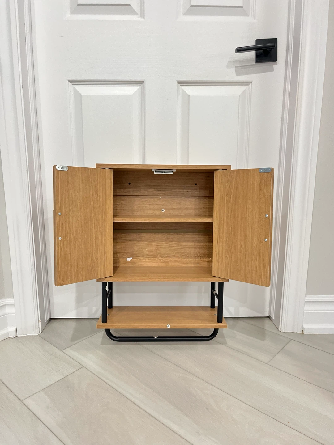 New Wall Cabinet w/ Doors & Shelves - photo 2