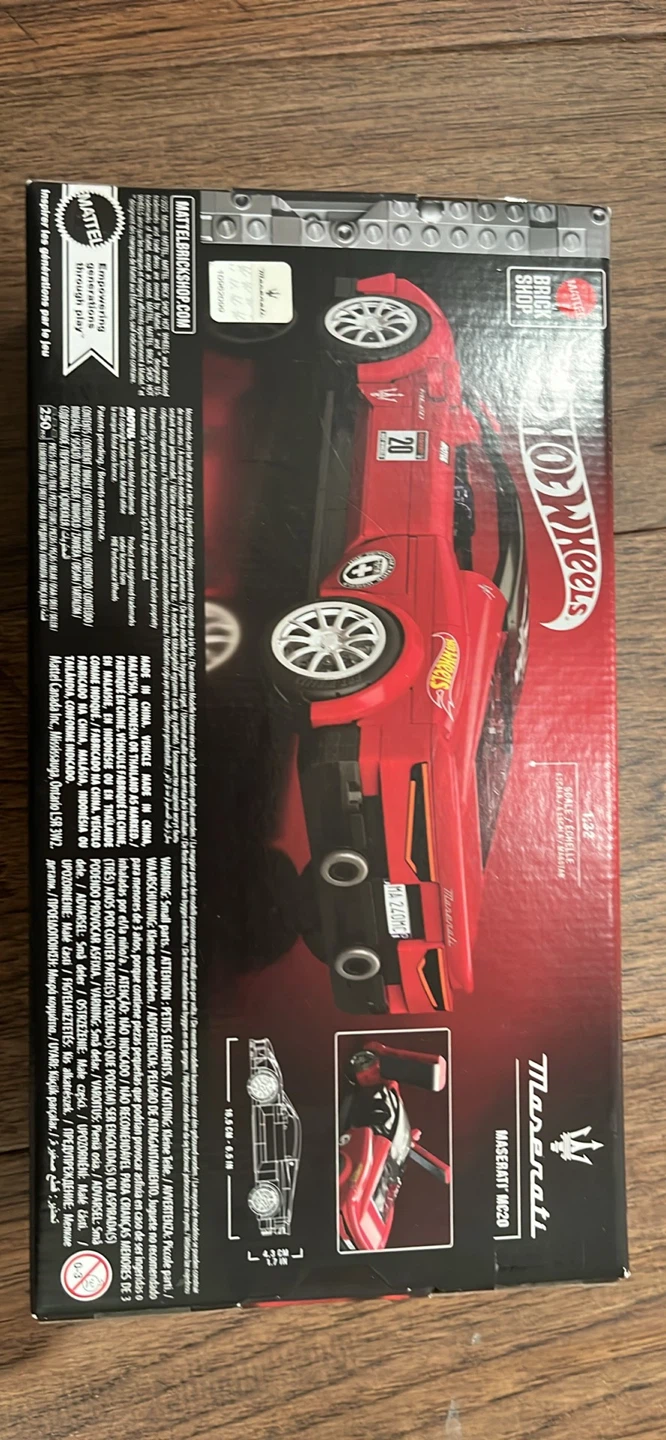 Hot Wheels 250 Piece Maserati MC20 Building Set - photo 5