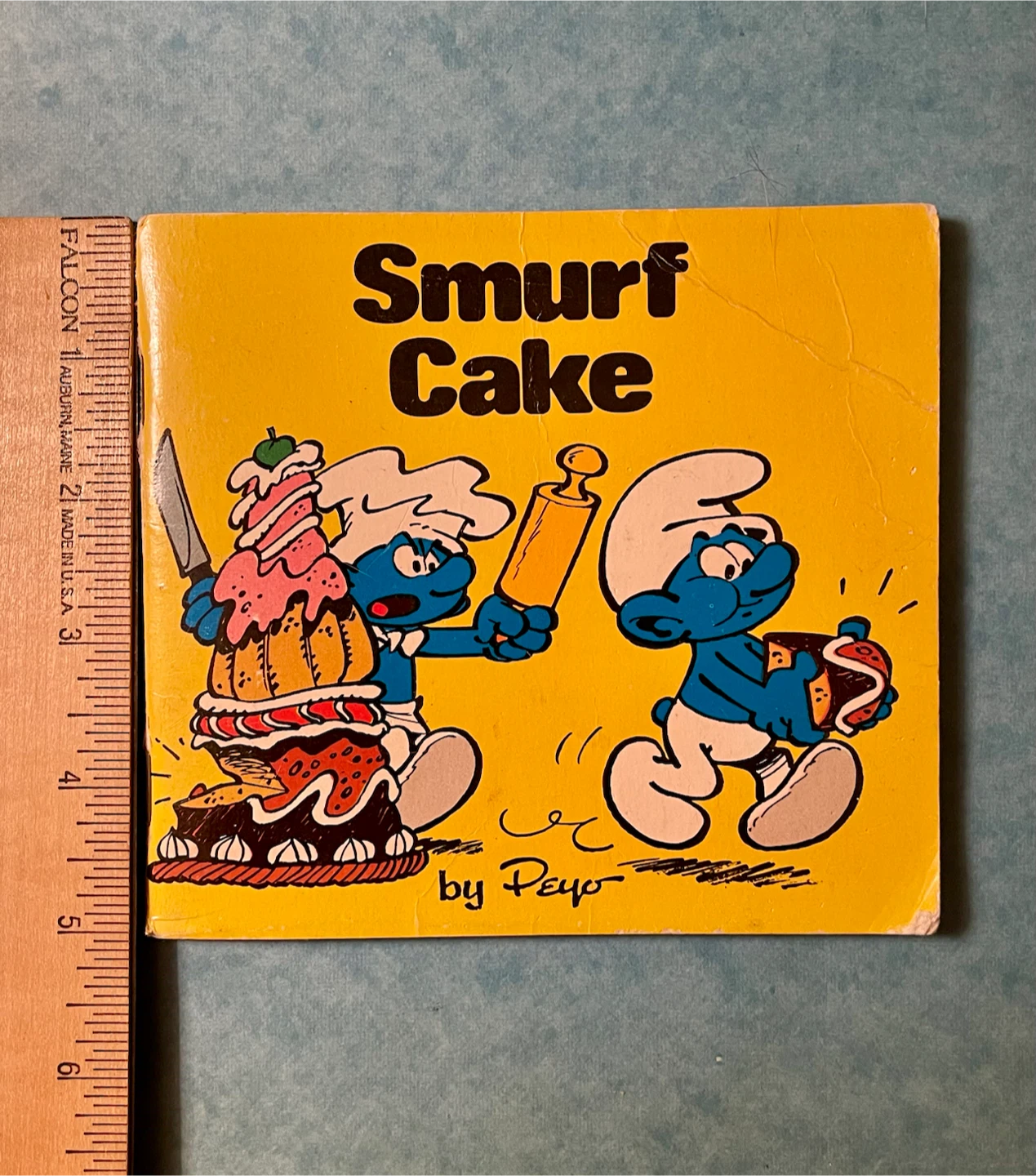 The Smurfs Smurf Cake Book by Peyo