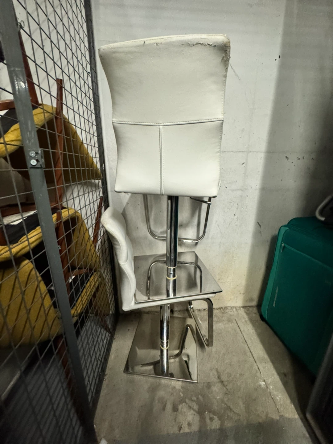 White Adjustable Bar Stool - photo 3