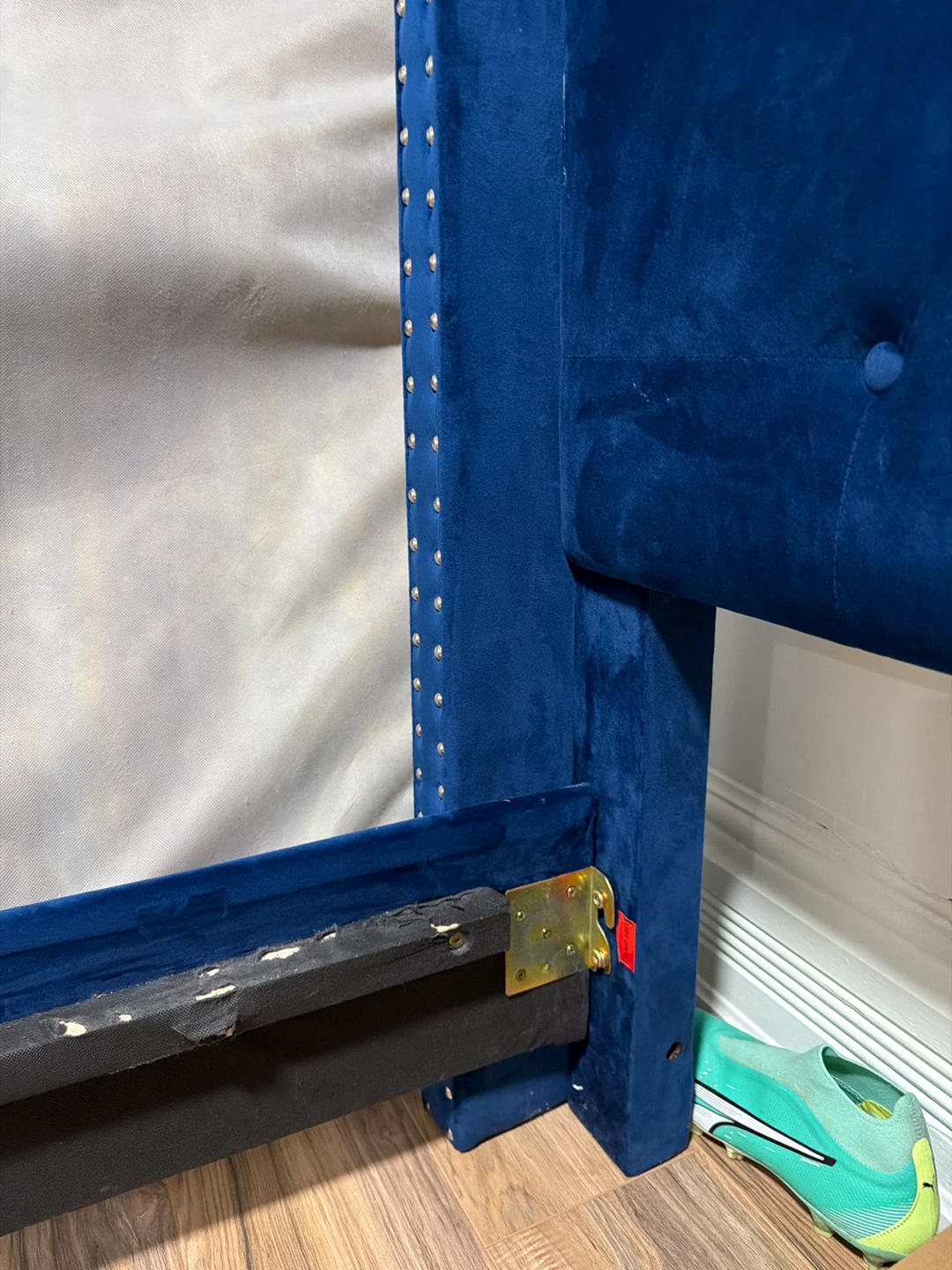 Blue Velvet king Bed Frame - photo 4