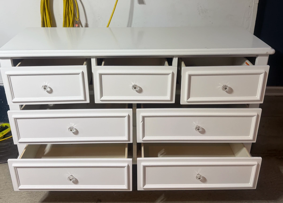 White 7-Drawer Dresser - photo 3