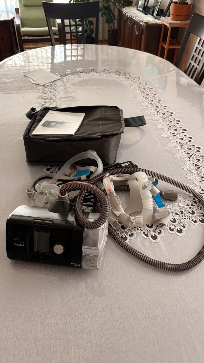 AirSense 10 ResMed sleep apnea device - photo 2