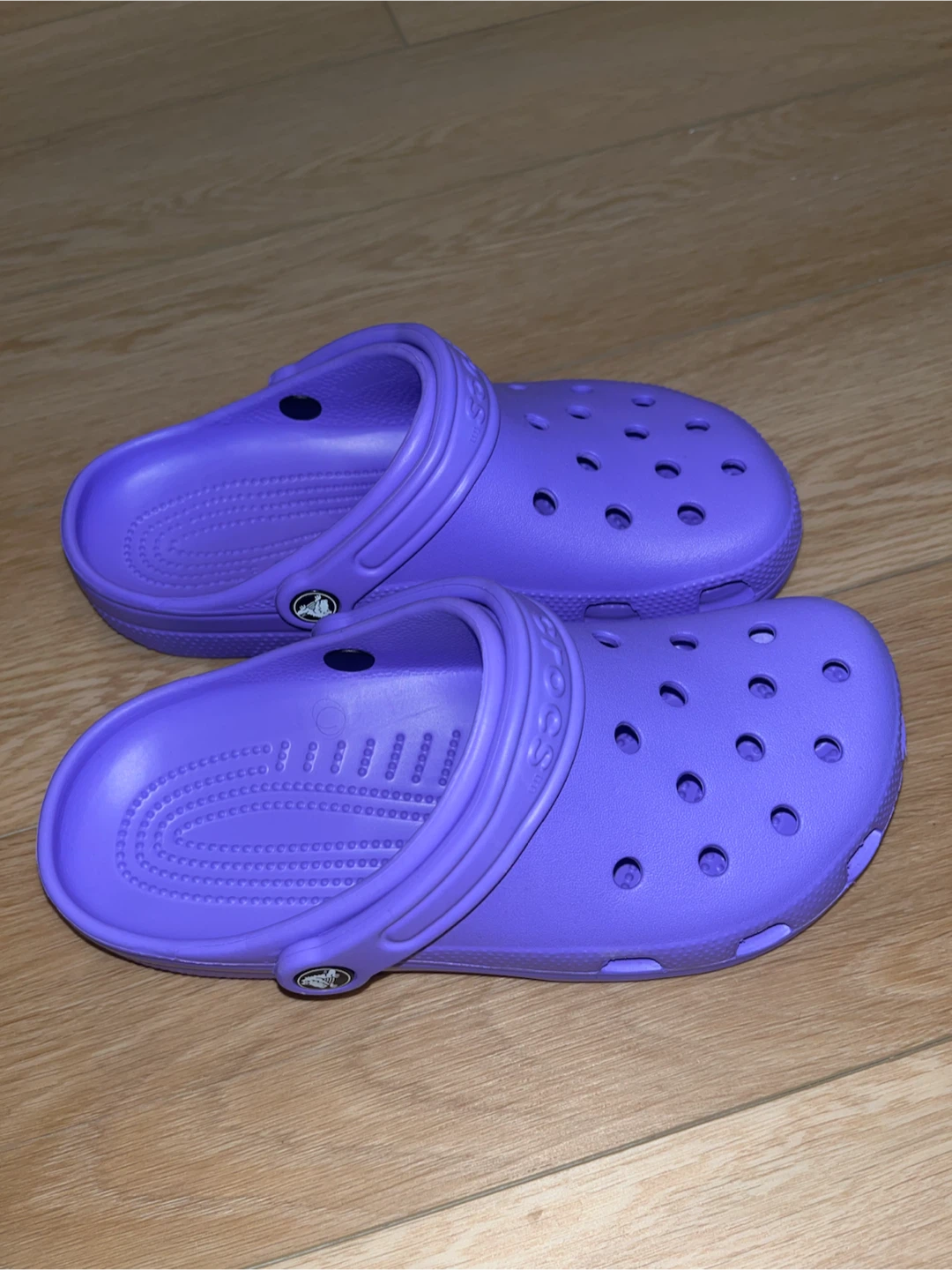 Brand new crocs