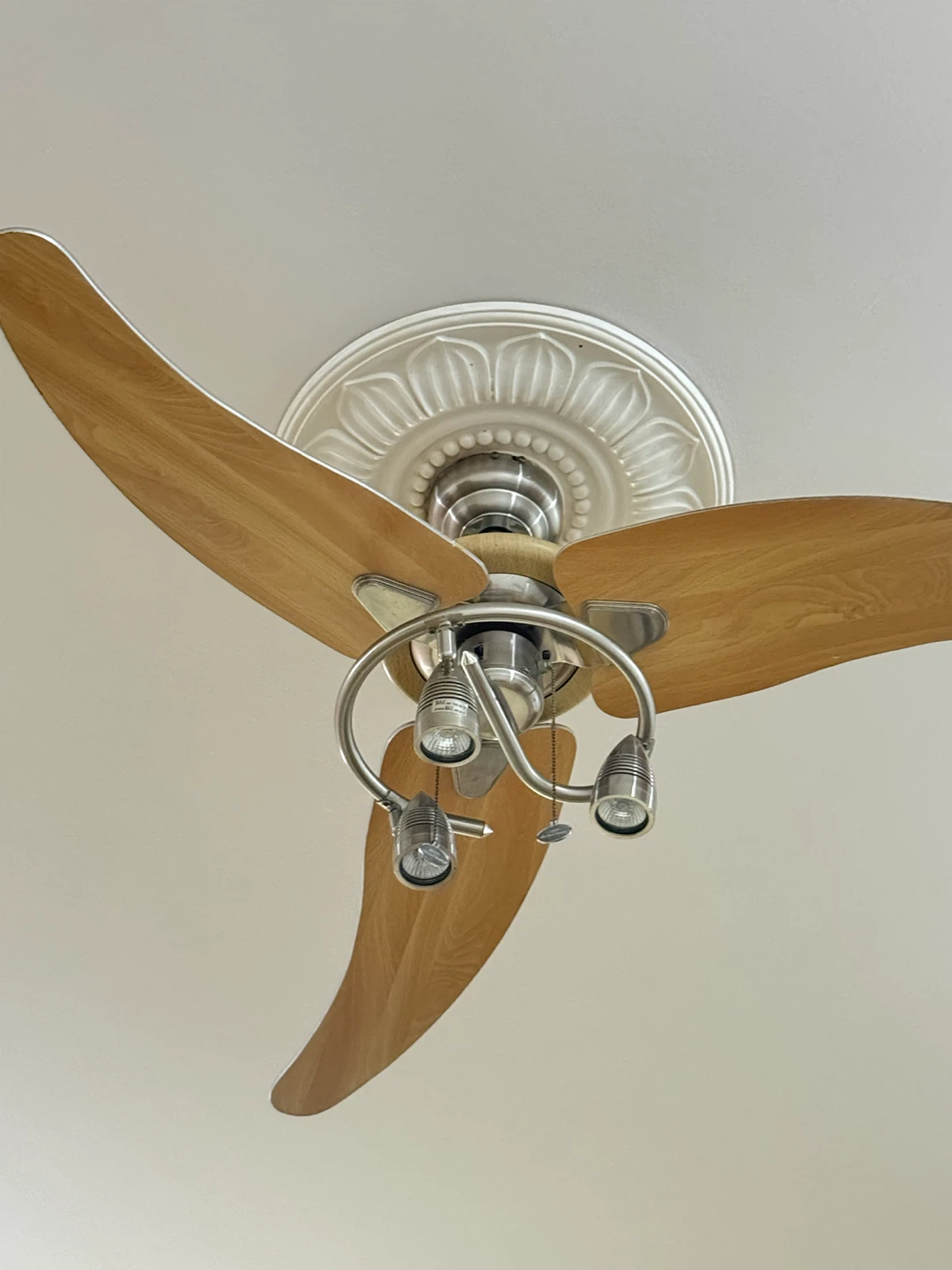 3-Blade Ceiling Fan with Lights