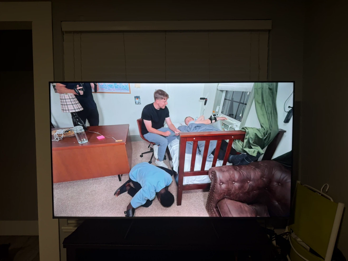 TCL 65 Inch Q7K 4K QLED SMART TV - photo 2