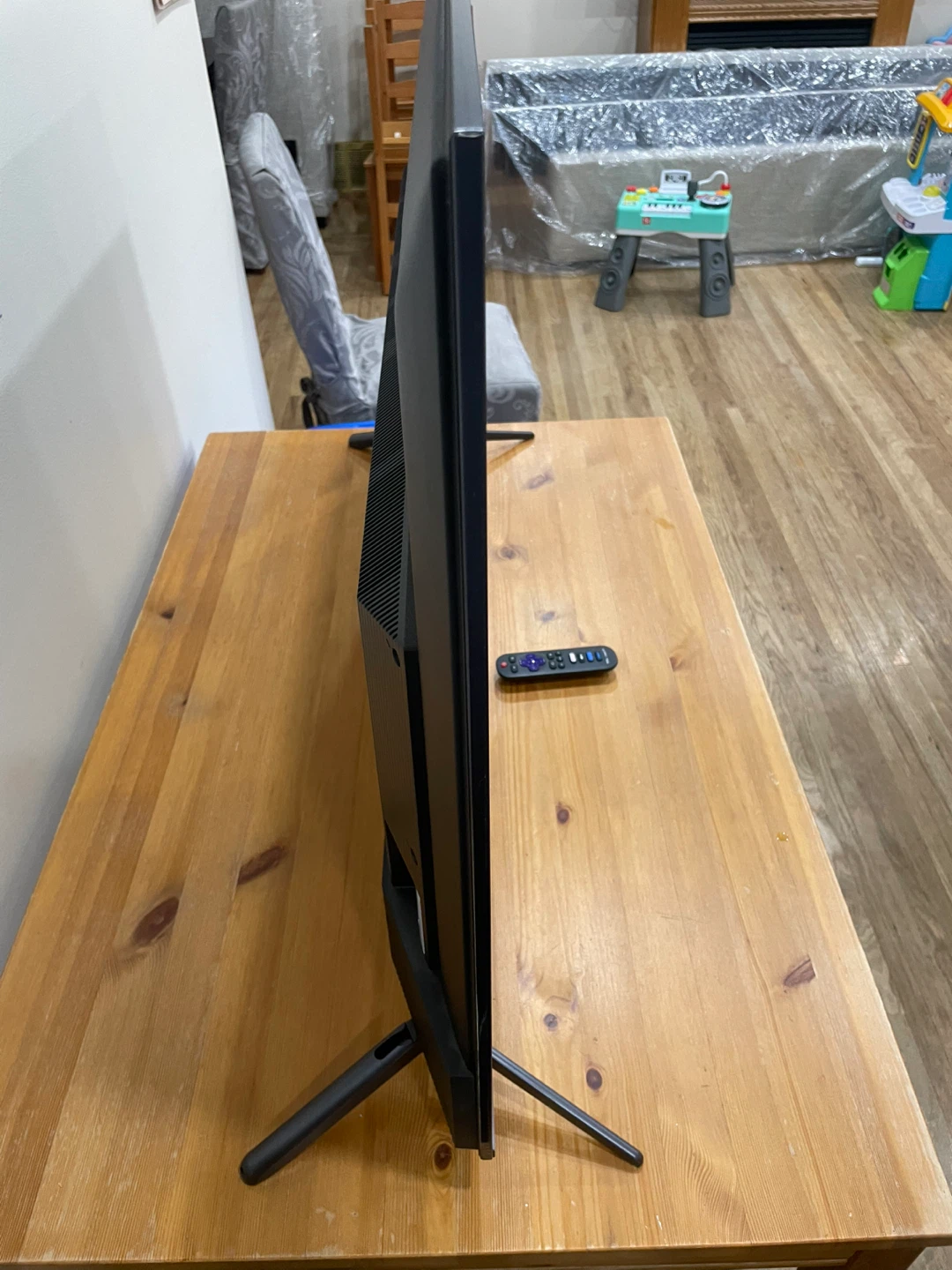 Tv 50" TCL Roku smart & delivery - photo 4