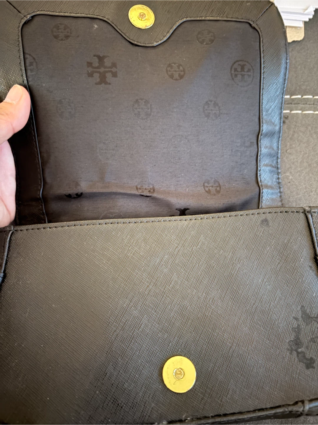 Tory Burch Black Leather Perforated Crossbody Bag - photo 4