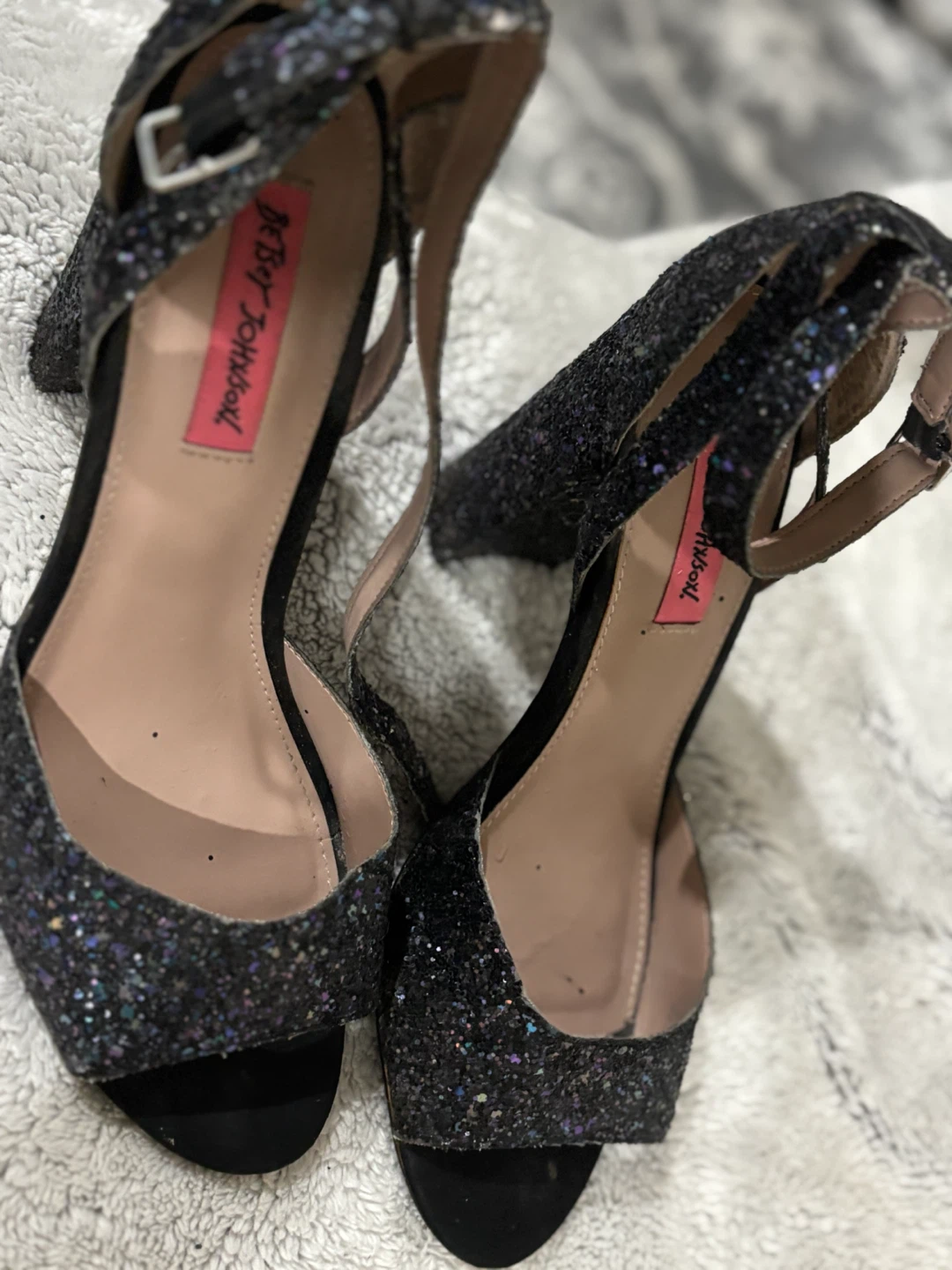 Betsey Johnson Black Glitter Heels - photo 3