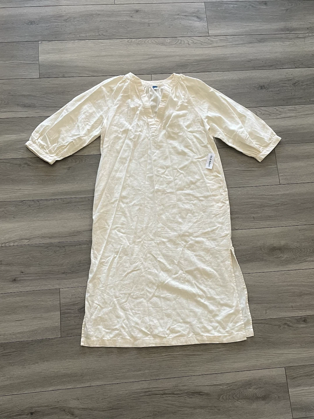 Old Navy Cream V-Neck Dress