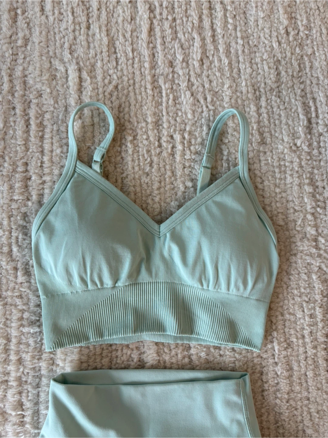 *RARE* Lululemon DELICATE MINT Align Crop Leggings 0 + bra top 2 - photo 2