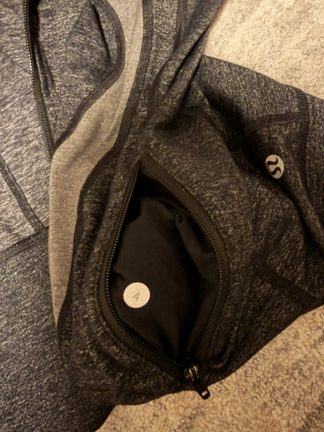 Lululemon Hooded Zip-Up Jacket - photo 3