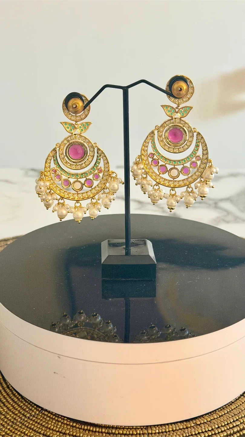 Gold Chandbali Earrings with Pearls and Pink Stones - photo 4