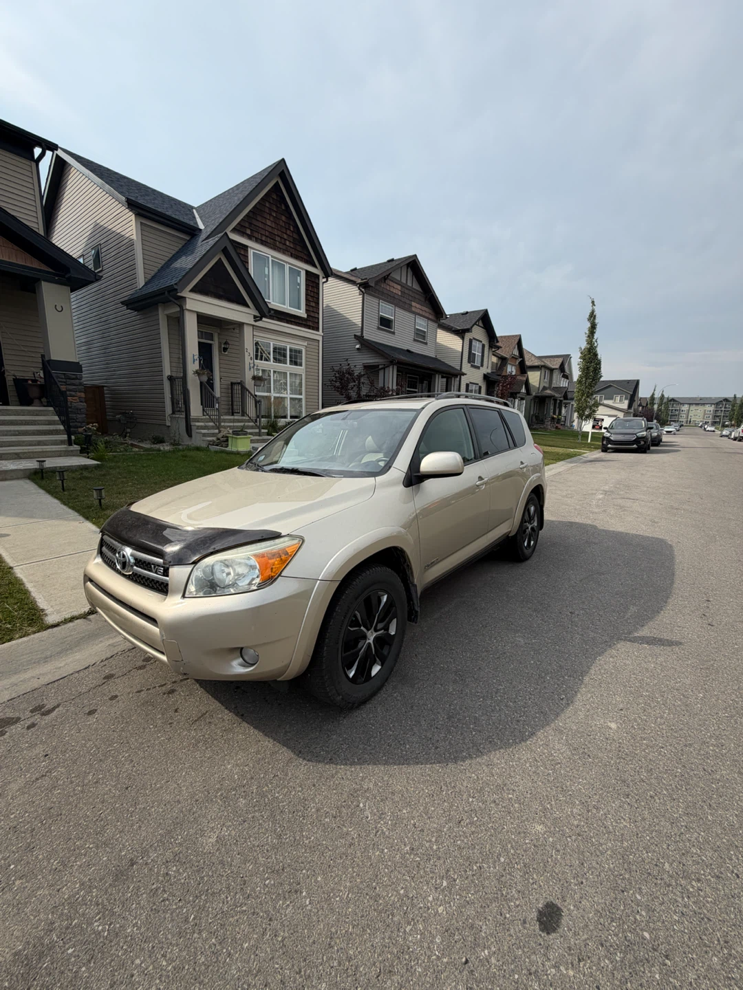 Toyota RAV4 - photo 2