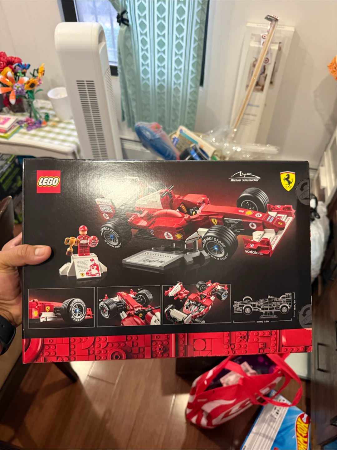 LEGO Icons Ferrari F1-75 & Michael Schumacher 755 pcs