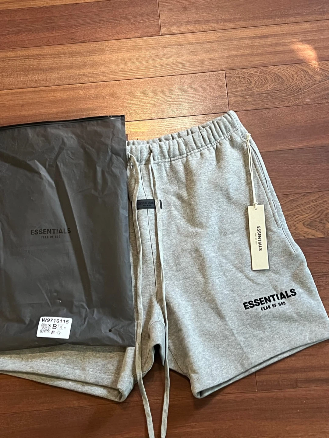 ESSENTIALS Fear of God Grey Sweat Shorts