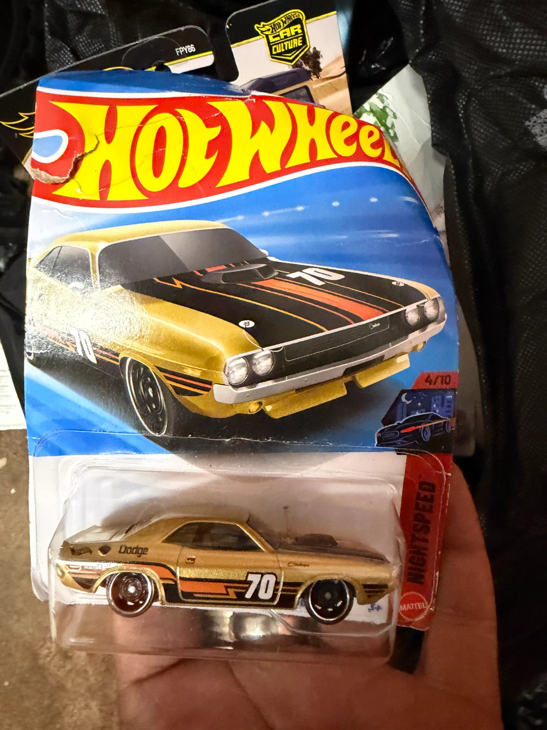 Hot Wheels Dodge Challenger SRT 70 Die-cast Car