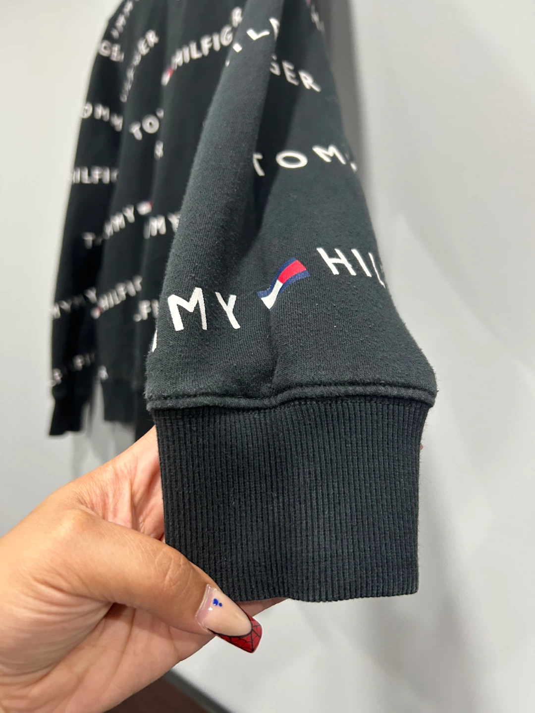 Tommy Hilfiger Sweatshirt - photo 3