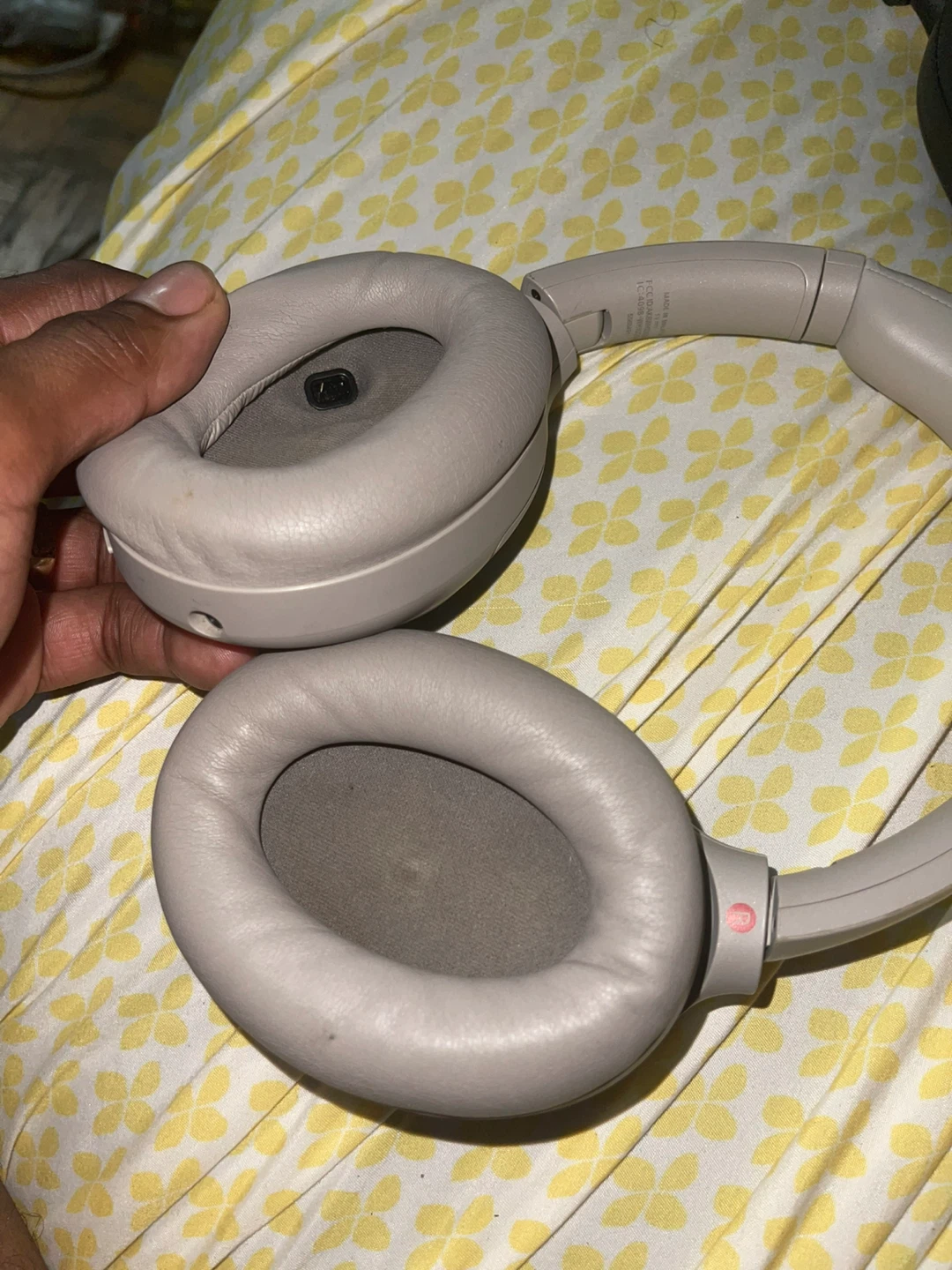 Sony WH-1000XM4 Noise Cancelling Headphones - photo 2
