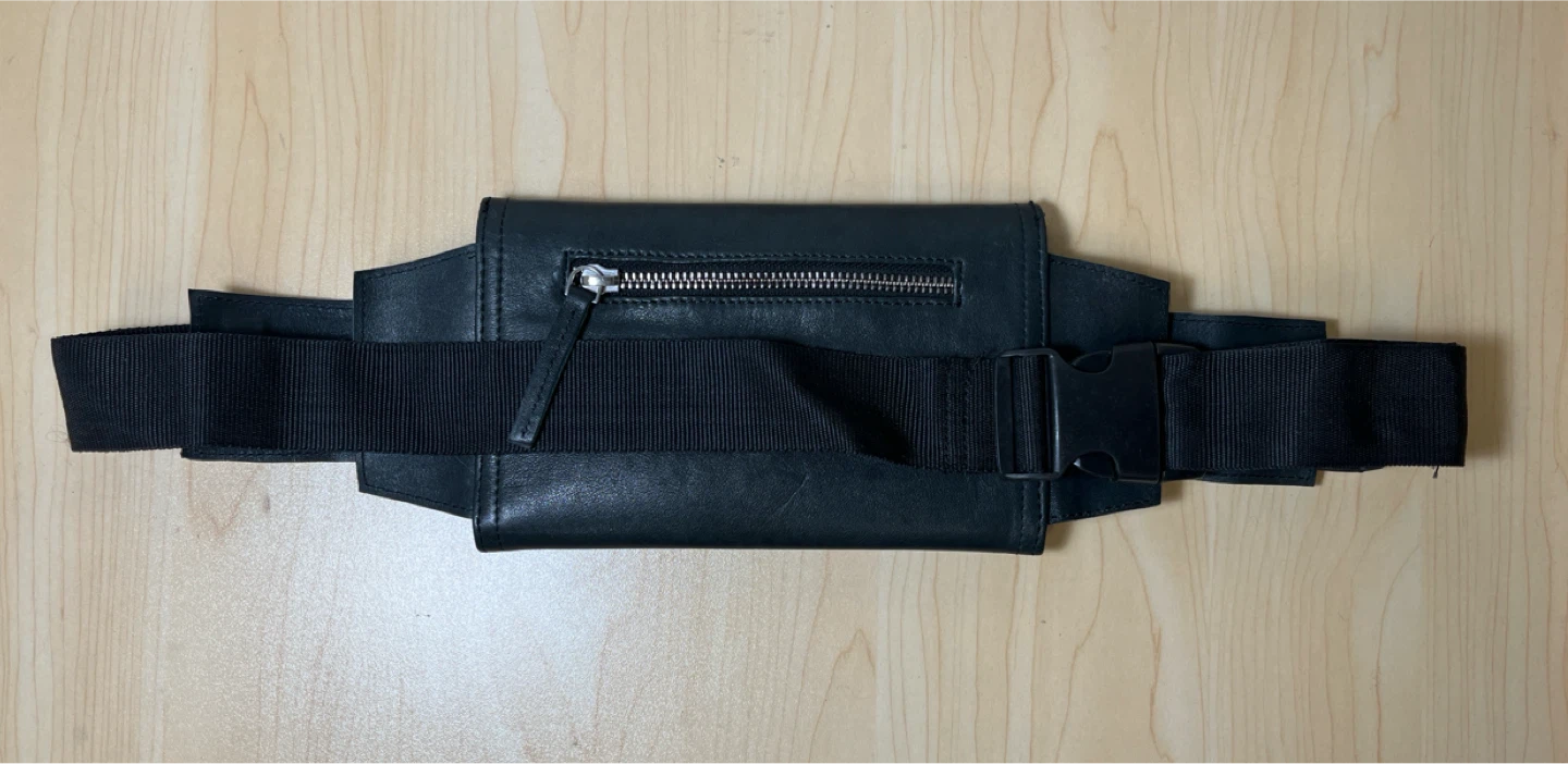 Bolongaro Trevor Black Leather Fanny Pack - photo 2