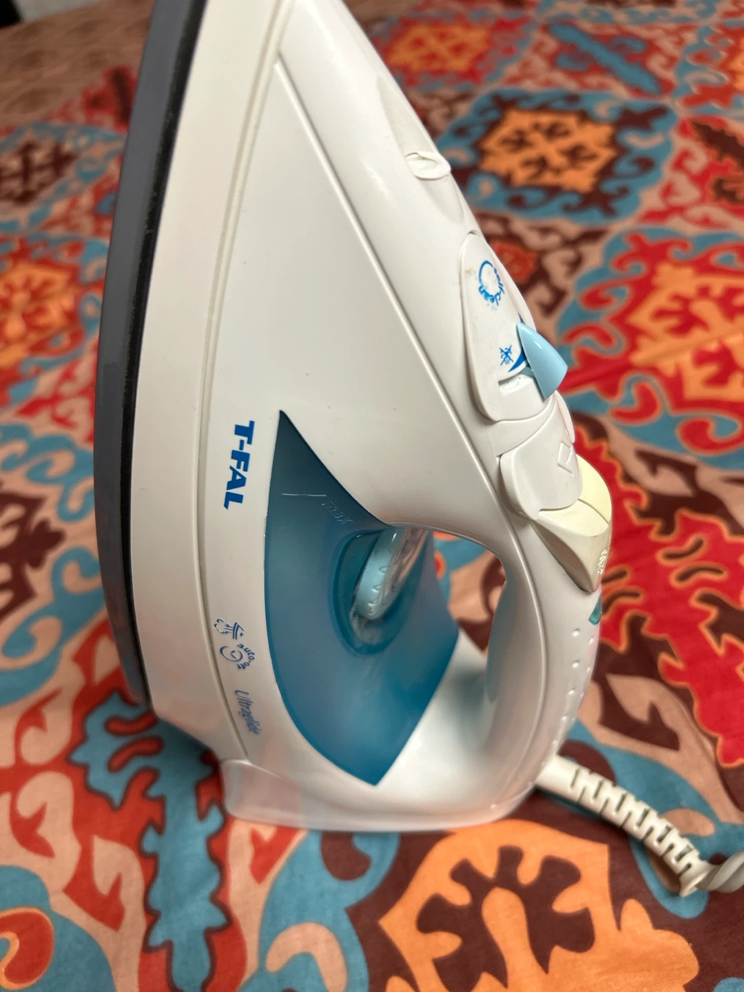 T-fal Ultraglide Iron - photo 2