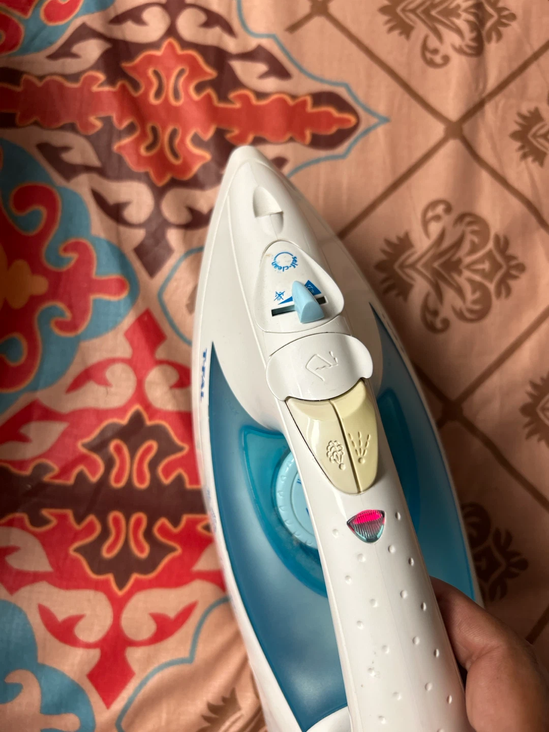 T-fal Ultraglide Iron - photo 3